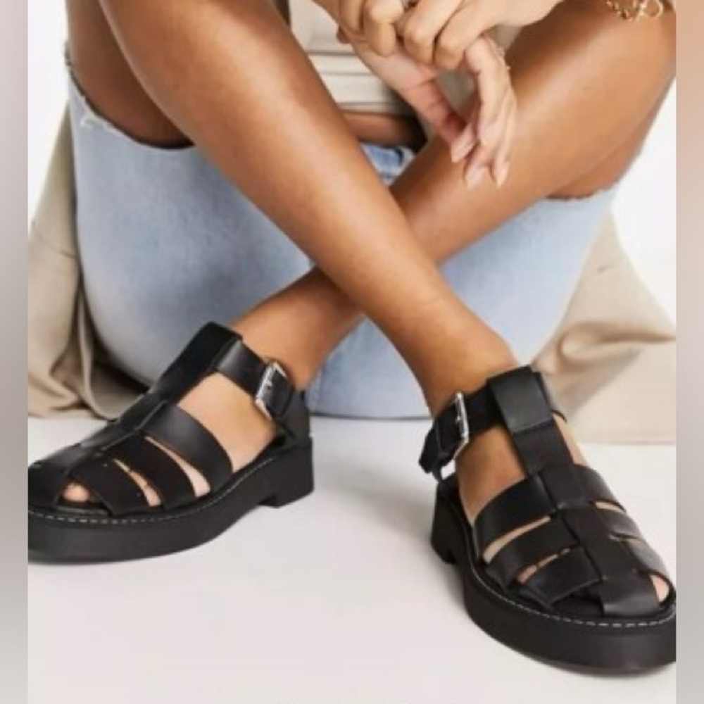 ✨ & Other Stories Black Leather Fisherman Sandals | Size 6